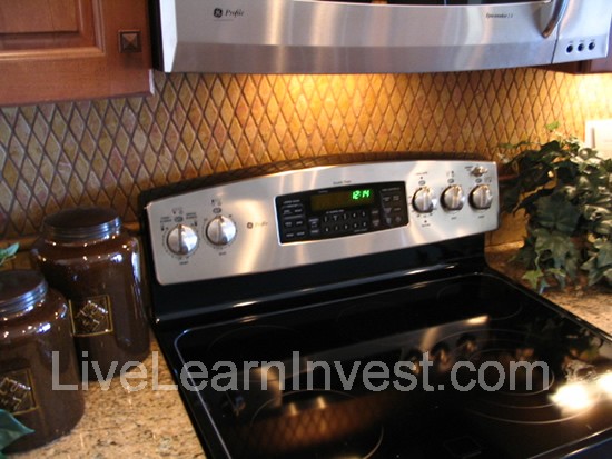 granite-counter-tile-backsplash-100.jpg